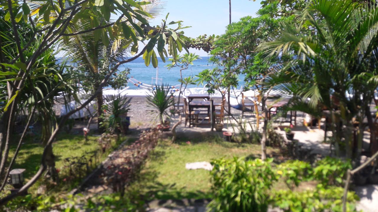 Warung Pantai Bungalows Amed Dış mekan fotoğraf